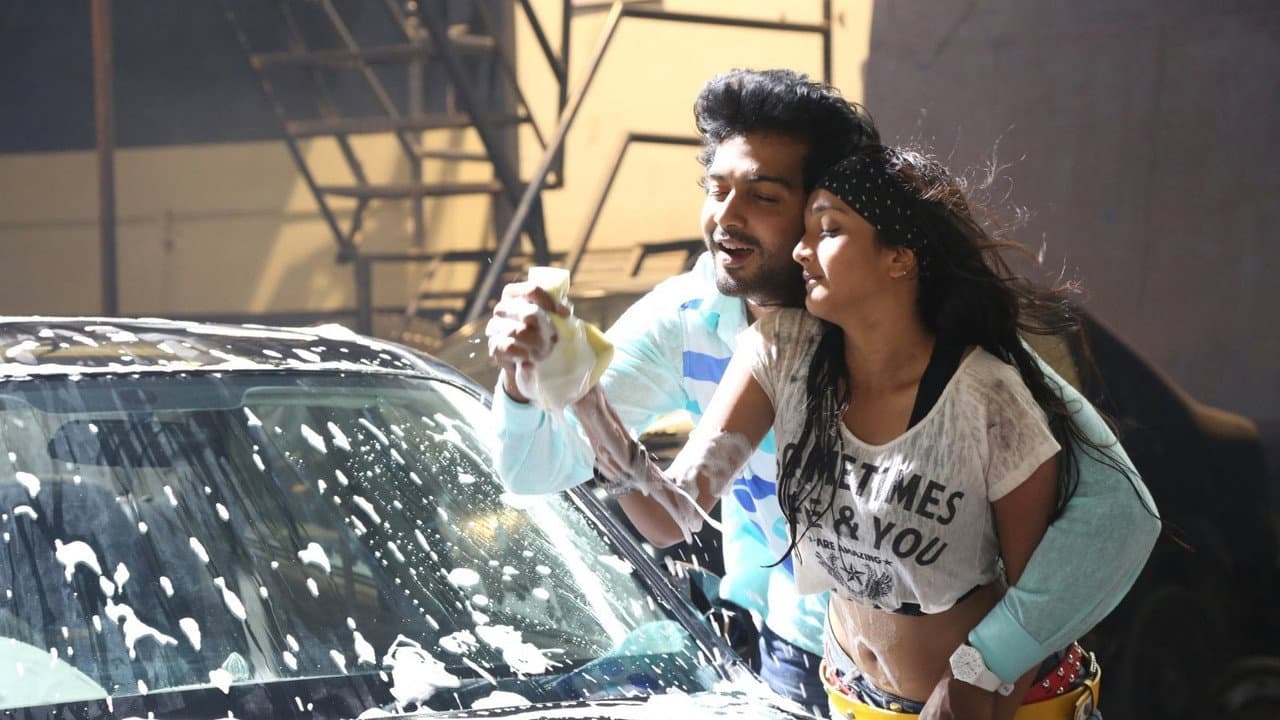 ஆயிரத்தில் இருவர்